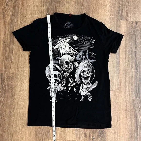 Ay Guey Skeleton Space Ship Glow in the Dark Tee Sz S - Picture 5 of 8